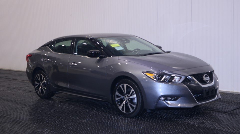 Nissan maxima 2018