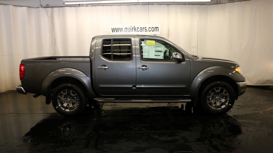 New 2017 Nissan Frontier Sl Crew Cab Pickup In Quincy #ns38227 